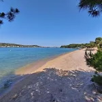 Olivia Κάμπινγκ 4*