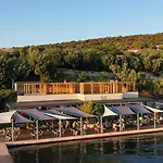 Olivia 4* Tisno