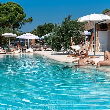 Olivia Green Camping Campsite Tisno