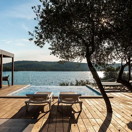 Olivia Camping Tisno