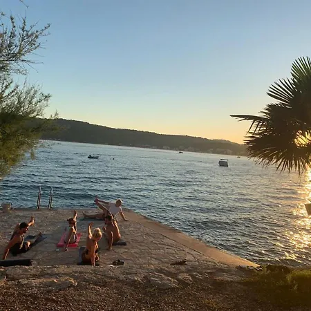 Olivia Green Camping 4* Tisno