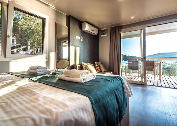 Olivia Campingplatz Tisno