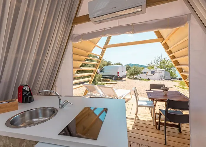 Olivia Campingplatz Tisno